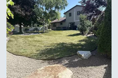 235 N 18th Avenue, Sturgeon Bay, WI 54235 - Photo 6