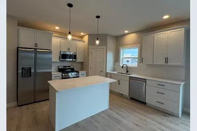 1762 Loyal Drive, Neenah, WI 54956 - Photo 16