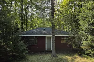 W7793 Bergeson Ln, Amberg, WI 54102 - Photo 2