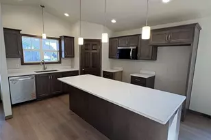 3876 Meunier Ln, Green Bay, WI 54311 - Photo 6