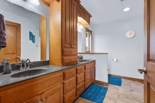 192 Whimbrel Ct, Pulaski, WI 54162 - Photo 16
