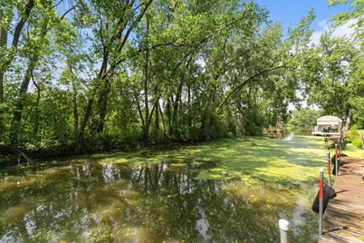 Black Wolf Point Lane, Oshkosh, WI 54902 - Photo 4