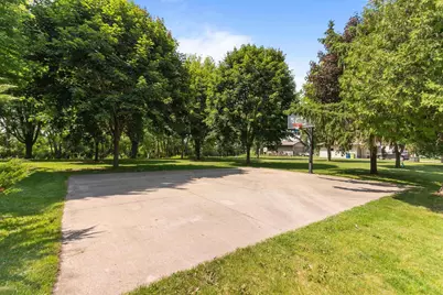 Black Wolf Point Lane, Oshkosh, WI 54902 - Photo 6