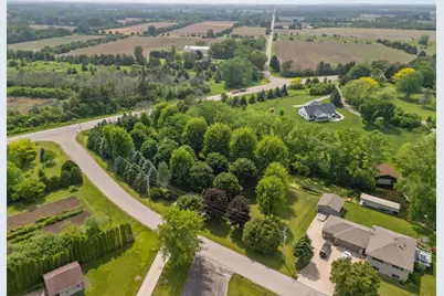 Black Wolf Point Lane, Oshkosh, WI 54902 - Photo 12