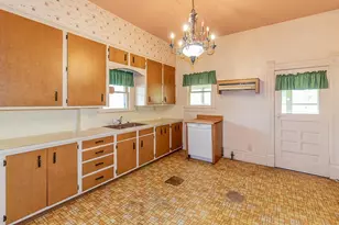 211 E Wolf River Ave, New London, WI 54961 - Photo 14