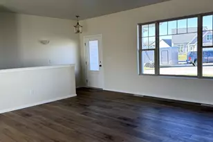 N9316 Gemstone Ct, Appleton, WI 54915 - Photo 8