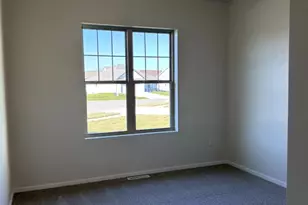 N9316 Gemstone Ct, Appleton, WI 54915 - Photo 12