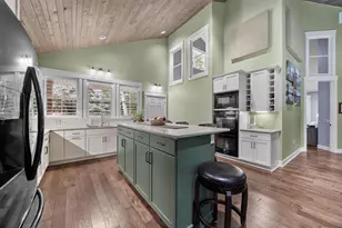 8916 N Shore Dr, Amherst Jct, WI 54407 - Photo 16