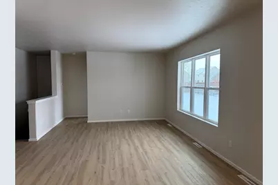 N9355 Gemstone Court, Appleton, WI 54915 - Photo 6