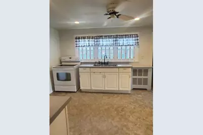 262 N Wisconsin Street, Berlin, WI 54923 - Photo 4