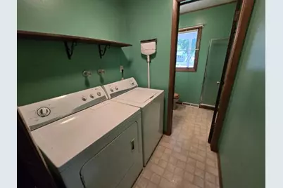 925 E Ridlington Avenue, Shawano, WI 54166 - Photo 4