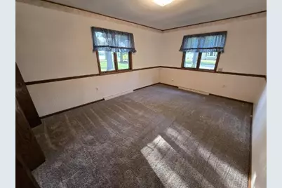 925 E Ridlington Avenue, Shawano, WI 54166 - Photo 20