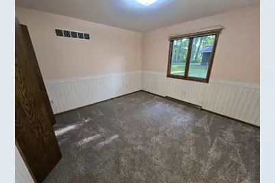 925 E Ridlington Avenue, Shawano, WI 54166 - Photo 16