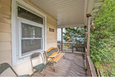 828 Mather Street, Green Bay, WI 54303 - Photo 4