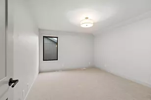 393 Farmhouse Ln, Combined Locks, WI 54113 - Photo 34