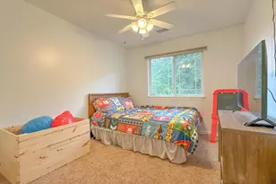 1012 Mallard Way, Marinette, WI 54143 - Photo 10