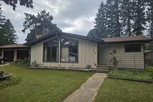3009 17th St, Menominee, MI 49858 - Photo 1