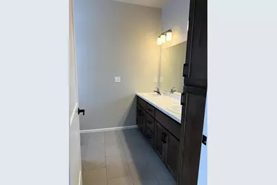 N9359 Gemstone Court, Appleton, WI 54915 - Photo 10