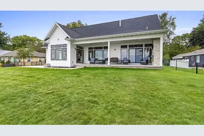 1751 East Shore Circle, Green Bay, WI 54302 - Photo 64