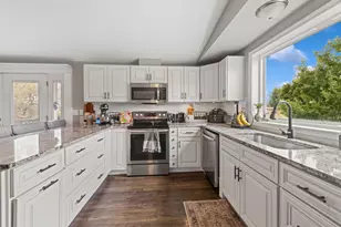 2409 21st St, Menominee, MI 49858 - Photo 8