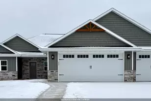 3811 Cooper Ct, Green Bay, WI 54313 - Photo 1