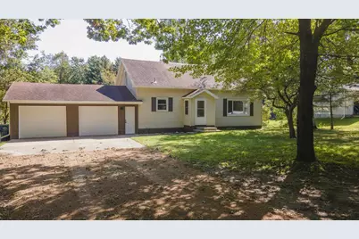 E2059 N Westgate Acres Road, Waupaca, WI 54981 - Photo 2