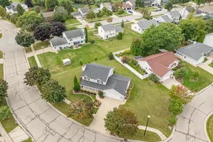 737 Desplaine Rd, De Pere, WI 54115 - Photo 40