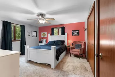 2439 West Point Road, Green Bay, WI 54304 - Photo 38