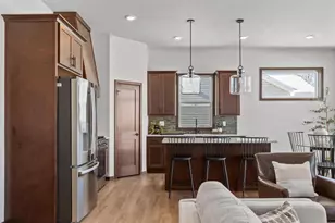 3710 E Callalilly Ln, Appleton, WI 54913 - Photo 4