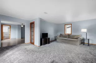 285 Division St, Algoma, WI 54201 - Photo 4