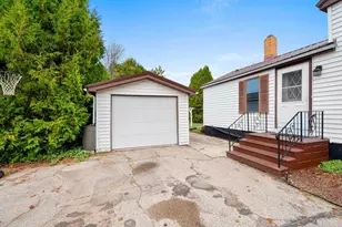 285 Division St, Algoma, WI 54201 - Photo 38