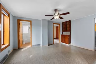 285 Division St, Algoma, WI 54201 - Photo 6