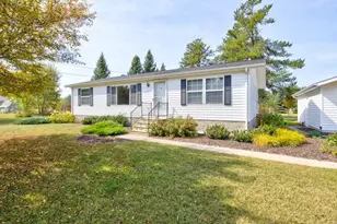 1413 F J St, Crivitz, WI 54114 - Photo 1