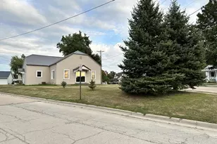 315 W Green Bay St, Bonduel, WI 54107 - Photo 4