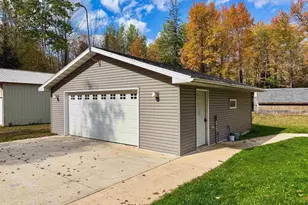 17560 Bass Point Ln, Townsend, WI 54175 - Photo 24