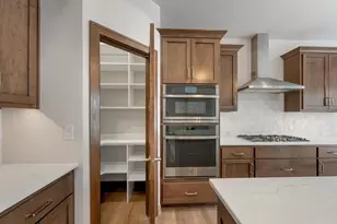 1617 N Honeysuckle Dr, De Pere, WI 54115 - Photo 14