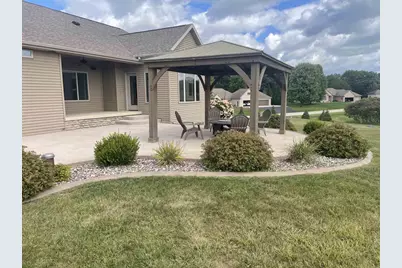 3200 Gray Hawk Trail, Suamico, WI 54313 - Photo 68