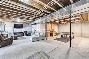 1726 Red Oak St, Howard, WI 54313 - Photo 18