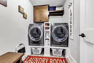 1726 Red Oak St, Howard, WI 54313 - Photo 14