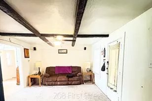 208 1st St, Oconto, WI 54153 - Photo 4