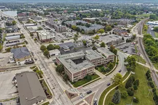 555 Main Ave, De Pere, WI 54115 - Photo 2