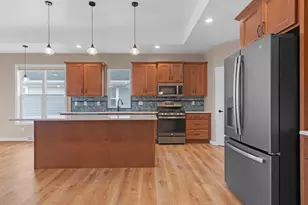 4884 Wyld Berry Wy, Hobart, WI 54155 - Photo 14