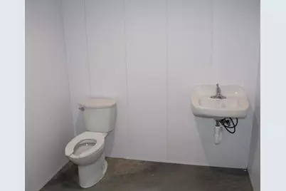 N5016 Hwy V, Fond du Lac, WI 54937 - Photo 8