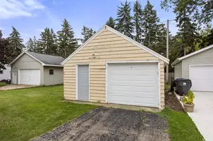 529 Fairview Ave, Neenah, WI 54956 - Photo 18