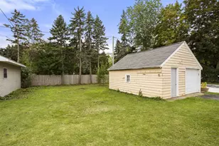 529 Fairview Ave, Neenah, WI 54956 - Photo 20