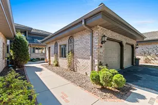 2755 Fox Run, Appleton, WI 54914 - Photo 4