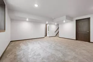 481 Papermill Cir, Kimberly, WI 54136 - Photo 36