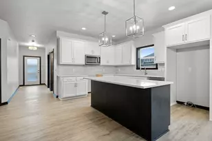 481 Papermill Cir, Kimberly, WI 54136 - Photo 16