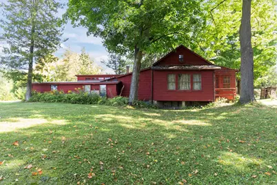 10 Embrey Court, Appleton, WI 54915 - Photo 2