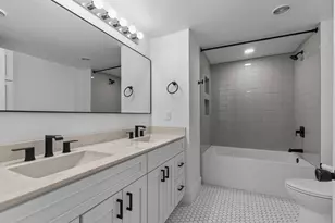 2180 White Swan Dr, Oshkosh, WI 54901 - Photo 38